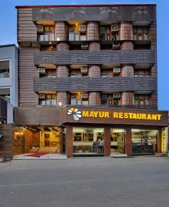 Katra Hotel | Mayur By Roomsinc