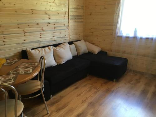 Viski House | Mazligzdiņa