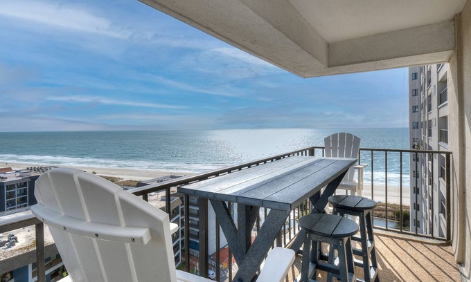 Myrtle Beach Condo | MB Renaissance 1117- 2BR/2BA Oceanfront Condo in Myrtle Beach