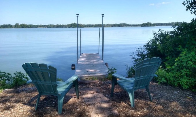 Beaver Dam Apartment | McMallard Vacation Lakefront Home Duplex