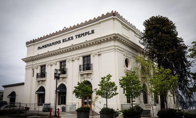 New Tacoma Hotel | McMenamins Elk Temple