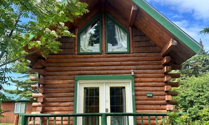 Homer Cabin | McNeil River Cabin, Homer Floatplane Lodge
