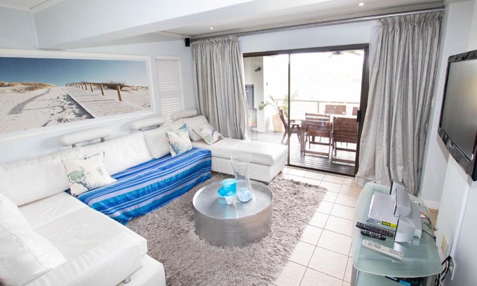 Umhlali Beach House | Mdoni Lofts 5 - FAMILY ONLY