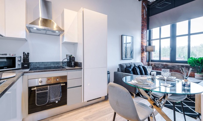 Offerton Apartment | Meadow Mill | 1-Bedroom Apartment