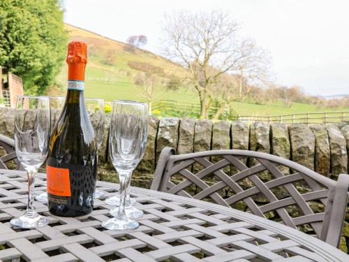 Edale House | Meadow View