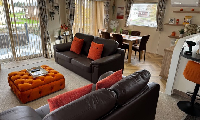 Skegness Cabin | Meadows 50 - Southview Holiday Park Skegness