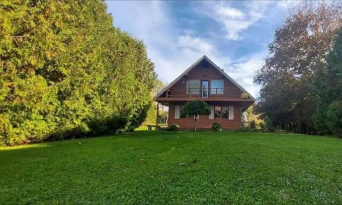 Meaford House | Meaford Mirage Chalet
