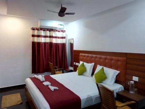 Medavakkam Hotel | Medavakkam Sri Sai Residency