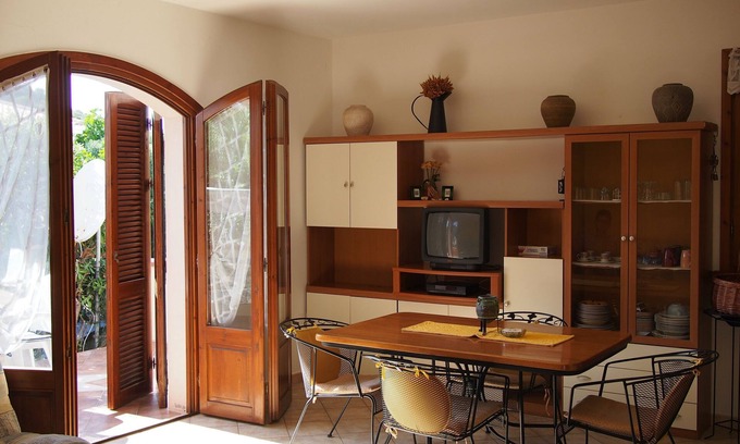Castelsardo Apartment | Mediterranean, fully equipped apartment with two terraces
