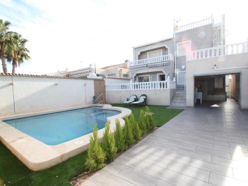 El Chaparral Villa | Mediterranean Style Villa
