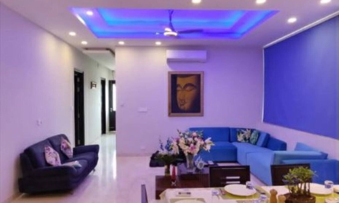 DLF City Apartment | Meera Suites @ DLF 2 - Suite 4
