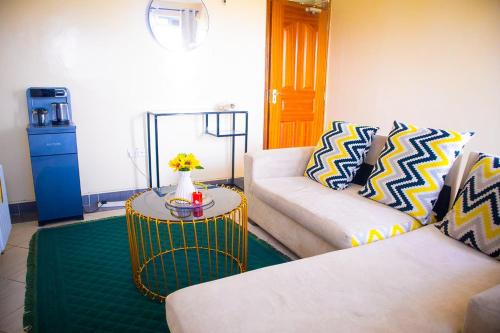 Kisumu Bed & Breakfast | Mel and DD Houses