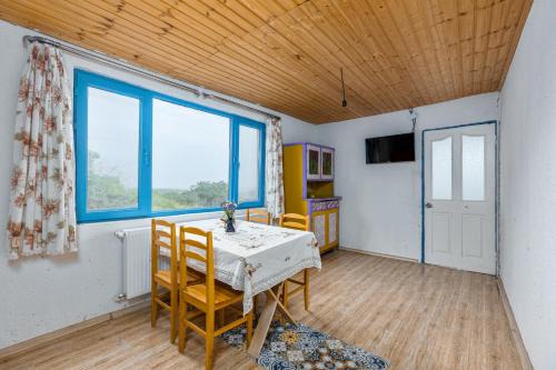 Gurjaani House | Melaanian Vintage - Guest House, Ecotourism Complex