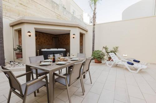 Mellieħa Heights House | Mellieha Villa W Jacuzzi And Pool Table By Homely!