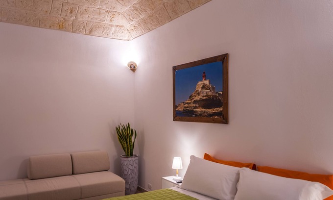 Bari City Centre House | melo accommodations double