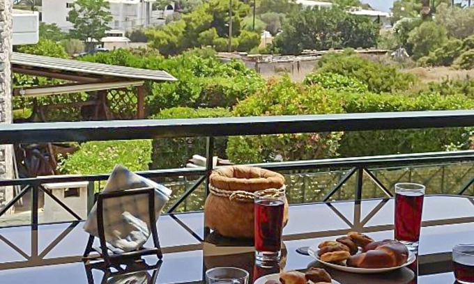Anavyssos Apartment | Melrose maisonette by the sea