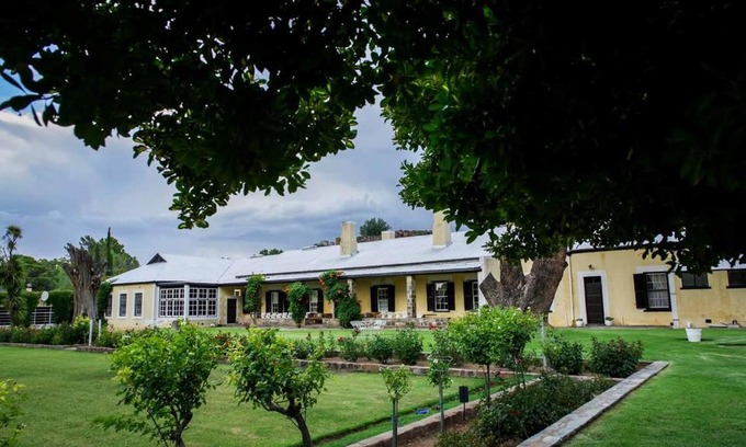 Ubuntu House | Melton Wold Guest Farm