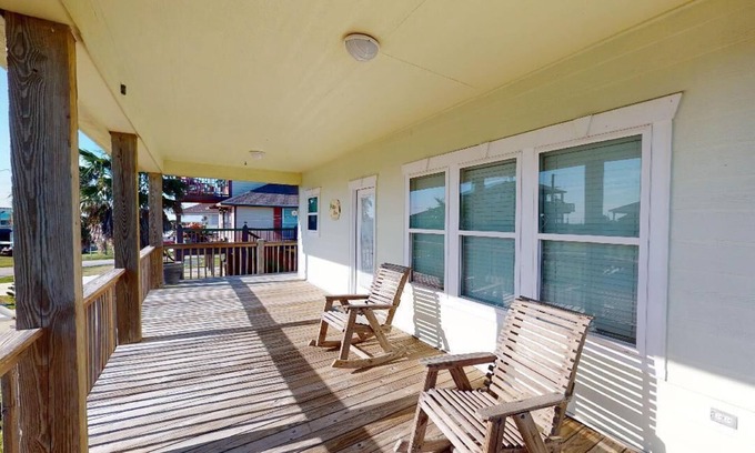 Galveston House | Memory Maker!! 3 bed home with direct access to water !