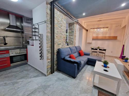 Ibiza Apartment | Menéndez Pelayo, loft junto al Retiro