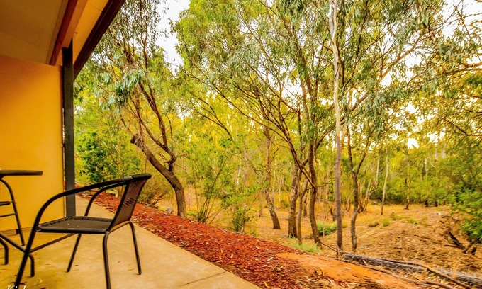 Moama Hotel | Meninya Palms Moama