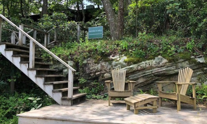 Mentone House | Mentone Moore’s Mill - A Lookout Mountain Cabin Retreat on the Little River