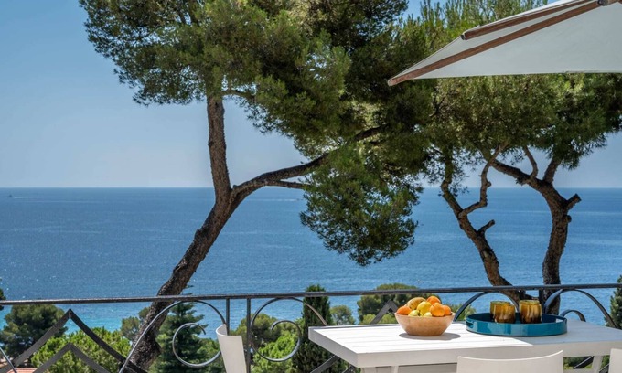 Eze Apartment | Mera - Two Bedroom Apartment, Sleeps 4