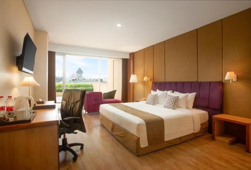 Depok Hotel | Merapi Merbabu Hotel Yogyakarta Powered by Archipelago