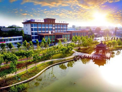 Longting District Hotel | Mercure Kaifeng North