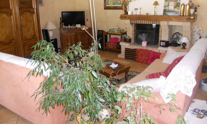Fressac Villa | MERIDIONALE VILLA WITH SWIMMING POOL CLOSED LAND WITH TREES 3100M2