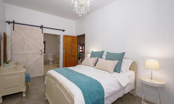 Msukaligwa Villa | Merino Stal Guest Farm