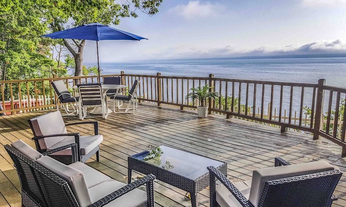 Town of Torrey Cottage | Merlot Bungalow - "Slice of Heaven on Seneca Lake"