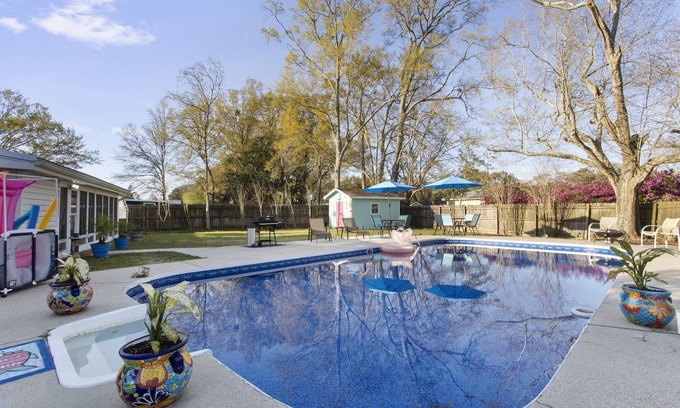 Ocean Springs House | Mermaid Dreams: Spacious 3 bedrooms 2.5 bath with pool ALL in golf cart district