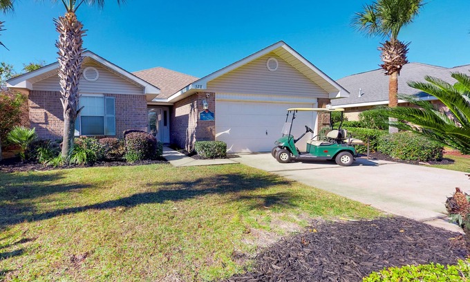 Fort Walton Beach - Destin House | MERMAID - Largest Heated Pool,Walk to Private Beach,GolfCart/LSV,Pet Friendly.
