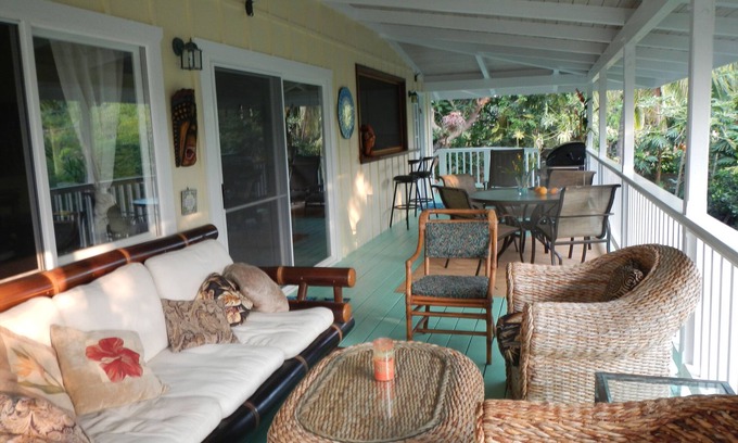Honaunau-Napoopoo House | Mermaid Paradise - a breath away from Kealakekua Bay