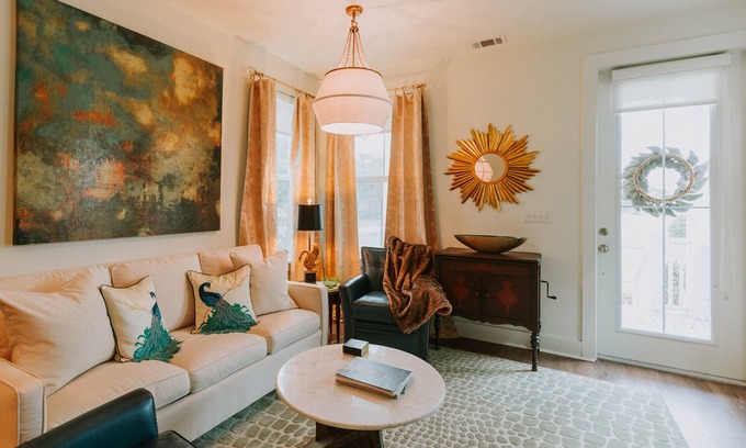 Ocean Springs Cottage | Mermaid's Muse - close to beach & downtown Ocean Springs! Includes golf cart!