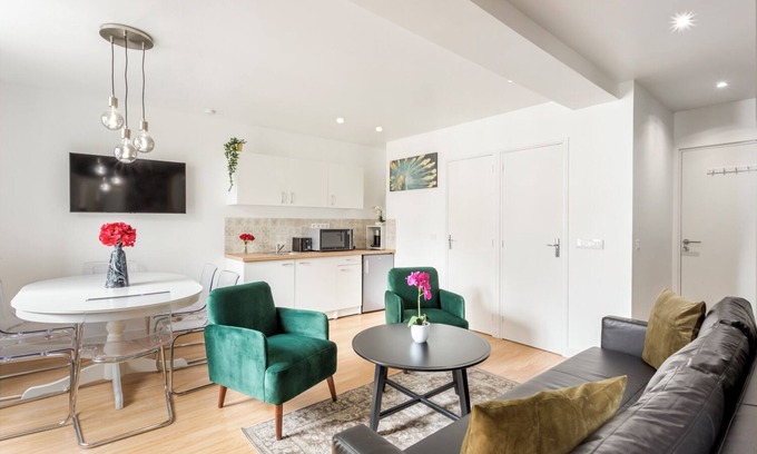 Arts-et-Metiers Apartment | Merveil - Family Suite - Marais - Martin VI