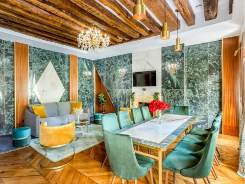 Arsenal Apartment | Merveil - Luxury Suite - Marais - Antoine II