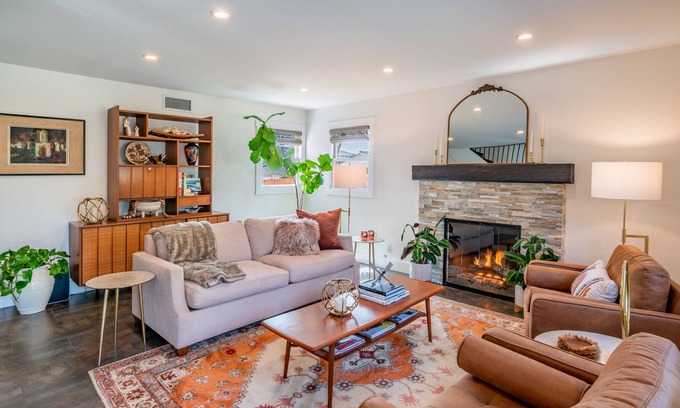 West Mesa House | Mesa Retreat - Beachy Vibes in Santa Barbara’s West Mesa