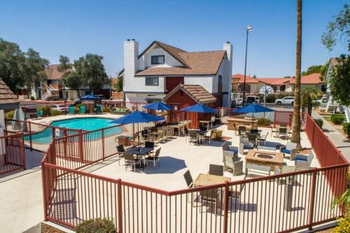 North Mountain Apartment | Metro PHX All Inclusive PROMO