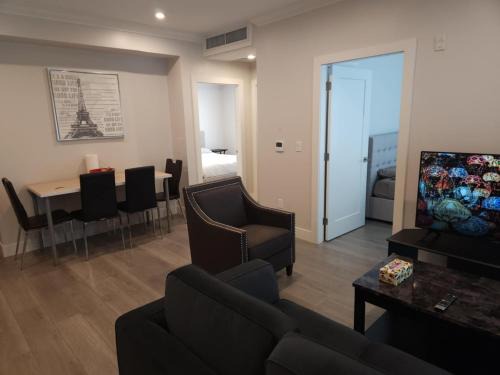 Downtown Vancouver Apartment | metropolitan 2-Bedroom Townhouse Oak st