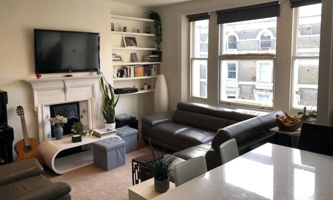 Belsize Apartment | Metropolitan Tranquility: Chic Flat Regent's Park