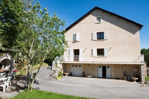 Le Recoux House | Meuble de tourisme au recoux