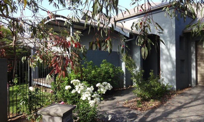 Beechworth House | Mews On Frederick