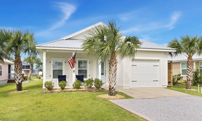 Mexico Beach House | Mexico Beach Gem – Pool, Golf Cart & Just 1 Block from the Beach!
