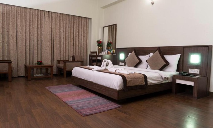 Tirora Hotel | Mg Regency