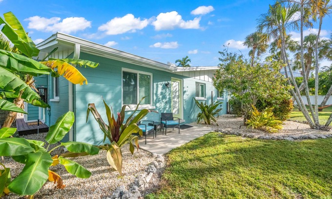 Holmes Beach House | MI Happy Place | Private Resort for Groups