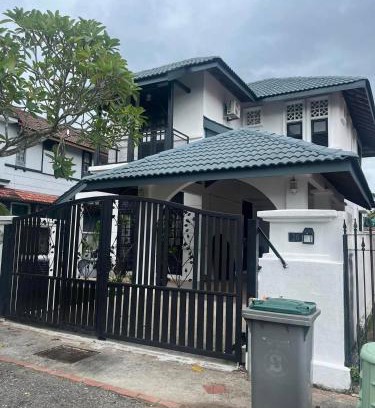 Kampung Bukit Kadir House | MIA guests house