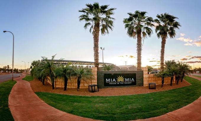 Newman Hotel | Mia Mia House in the Desert