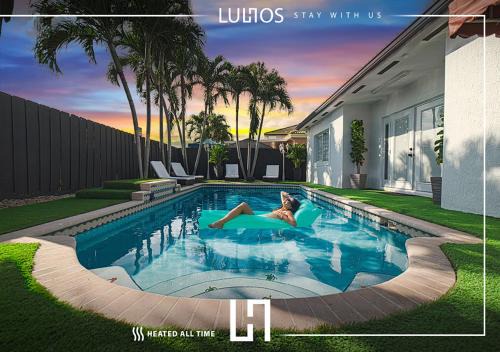 Ludlam House | Miami 4BR Retreat Heated Pool, Gazebo & Foosball L02