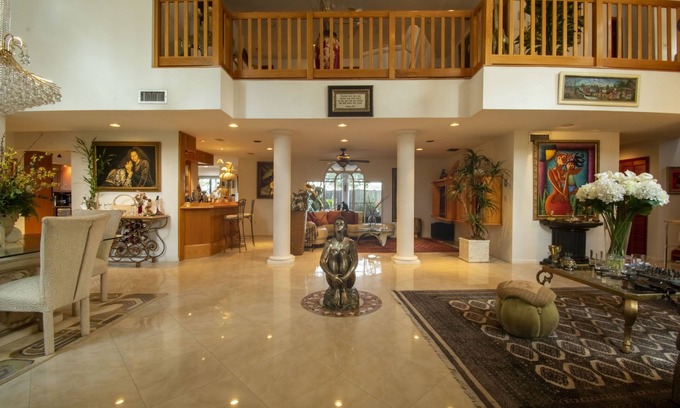 Ives Estates House | MIAMI HOME WITH A TROPICAL FEEL*